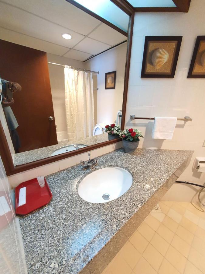 Seaview Deluxe Studio Couples Room S Tanjung Bungah (Penang) Zewnętrze zdjęcie