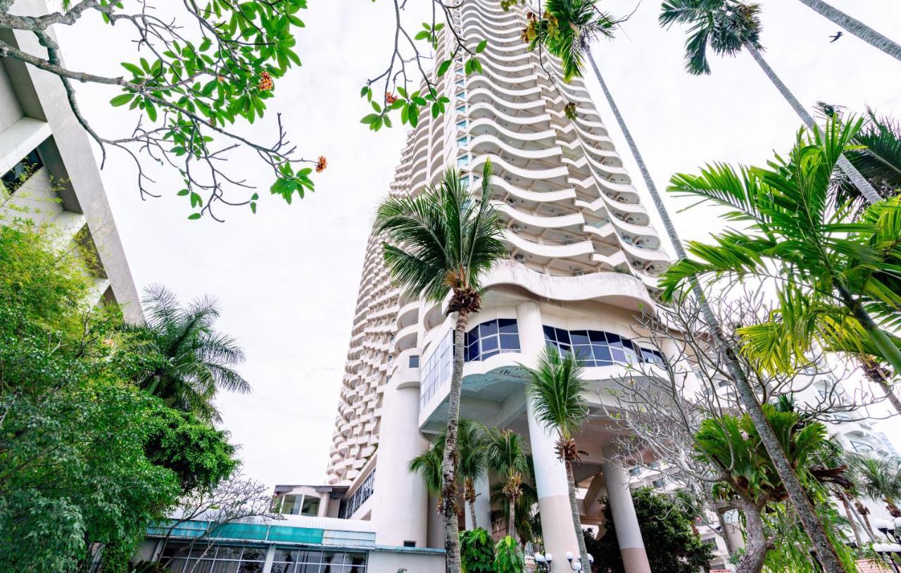 Seaview Deluxe Studio Couples Room S Tanjung Bungah (Penang) Zewnętrze zdjęcie